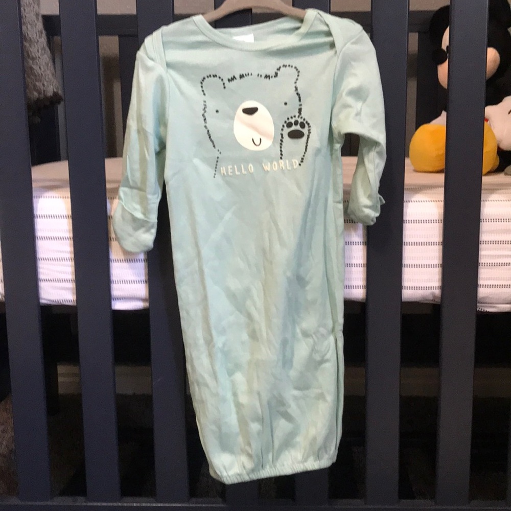 Open bottom baby nightie
